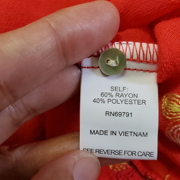 Fig and Flower Embroidered Floral Pullover Long Sleeves Blouse Top Size XL - Picture 11 of 11